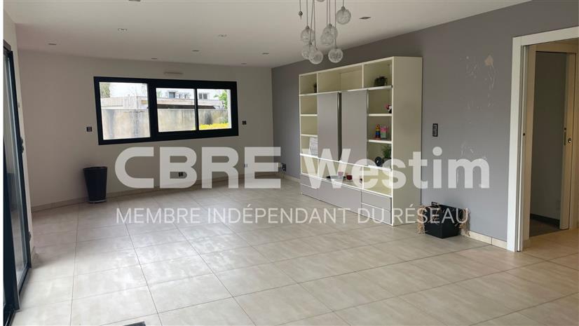 Bureau Location 29200 BREST