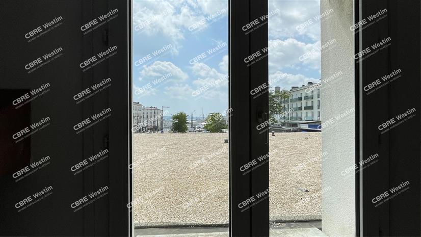 Bureau Location 29200 BREST