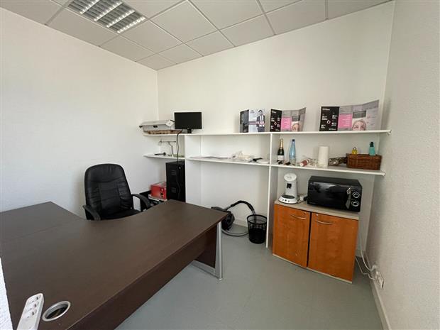 Bureau Location 29200 BREST