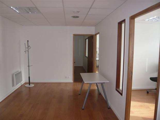 Bureau Location 29200 BREST