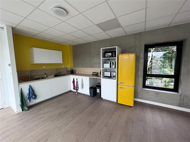 Bureau Location 29200 BREST