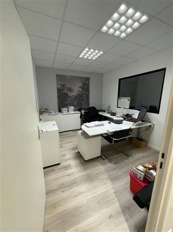 Local d'activités Location 29850 GOUESNOU