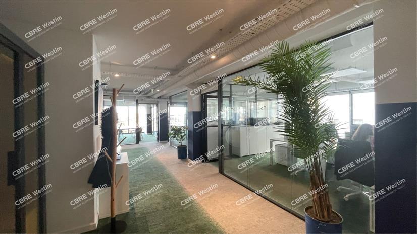 Bureau Location 29200 BREST