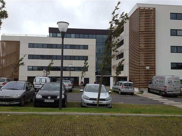 Bureau Location 29490 GUIPAVAS