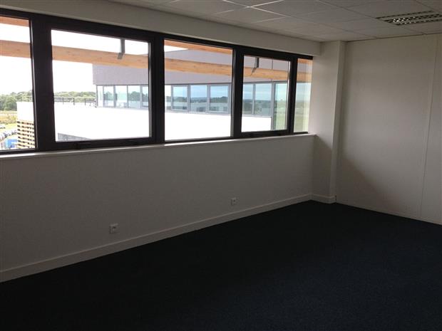 Bureau Location 29490 GUIPAVAS
