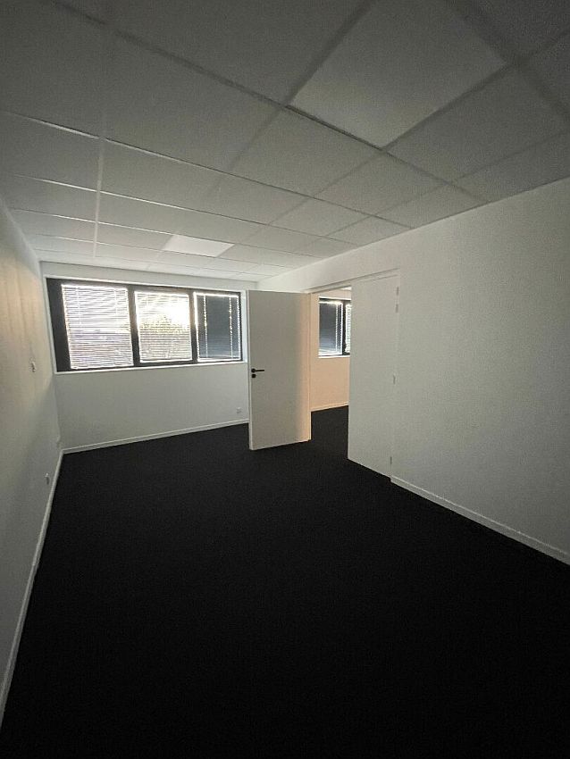 Bureau Location 29200 BREST