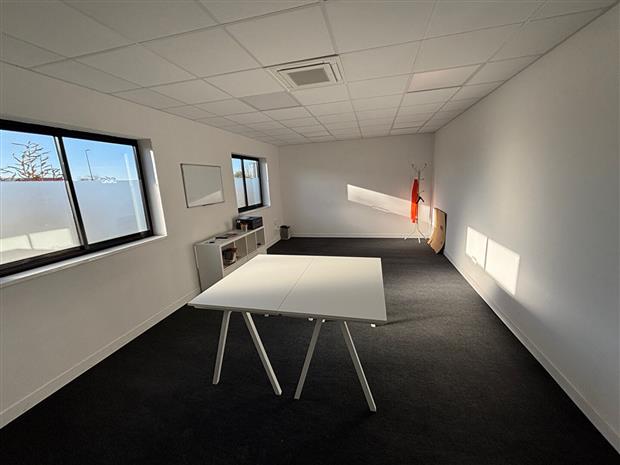 Local d'activités Location 29490 GUIPAVAS