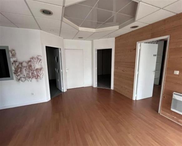 Bureau Location 29200 BREST