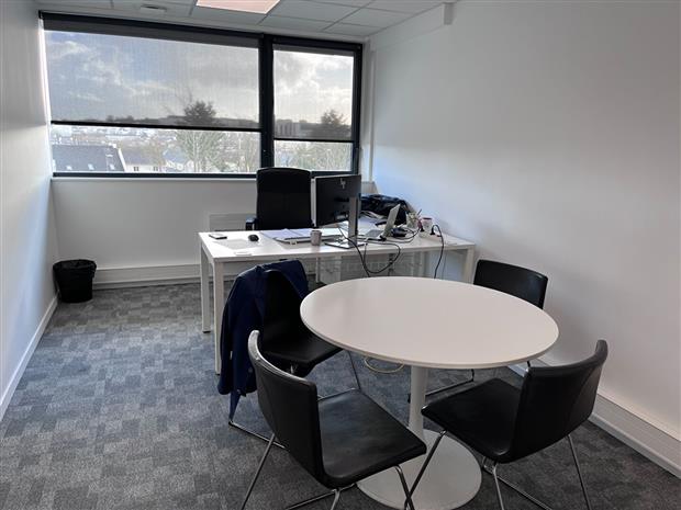 Bureau Location 29200 BREST