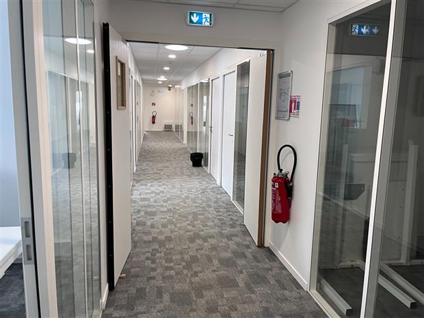 Bureau Location 29200 BREST