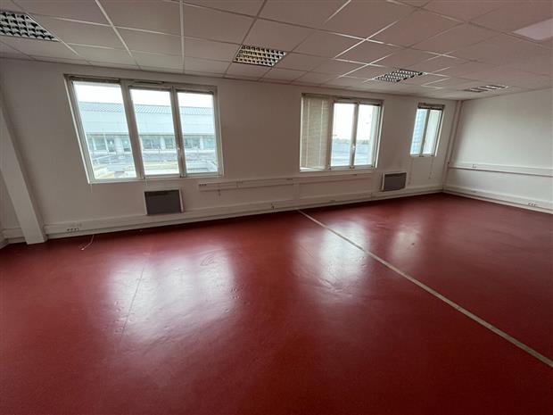 Bureau Location 29200 BREST