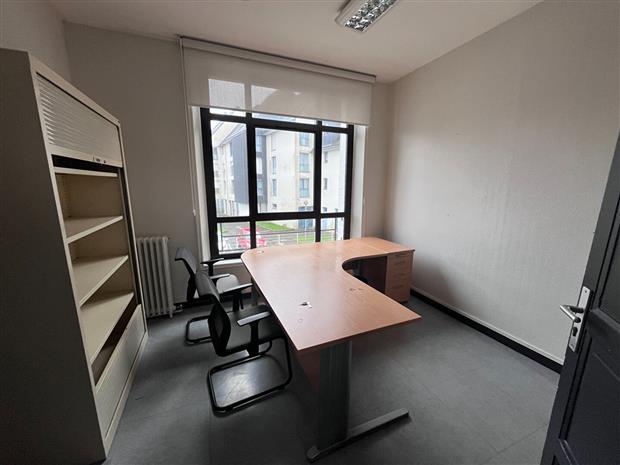 Bureau Location 29800 LANDERNEAU