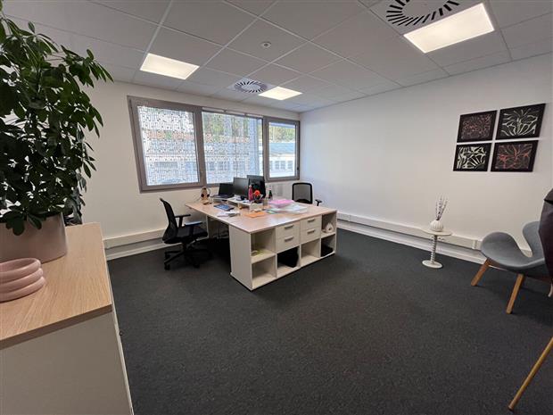 Bureau Location 29200 BREST