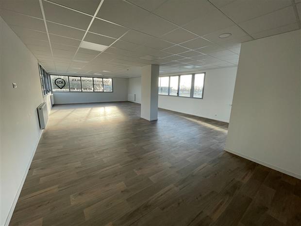 Bureau Location 29480 LE RELECQ KERHUON