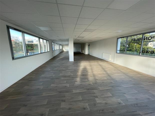 Bureau Location 29480 LE RELECQ KERHUON