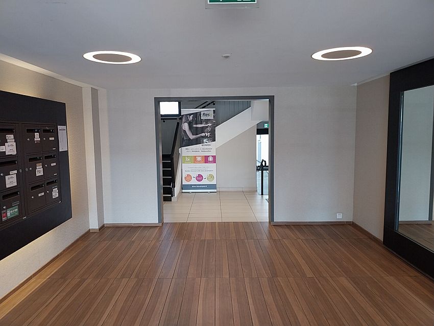 Bureau Location 29200 BREST