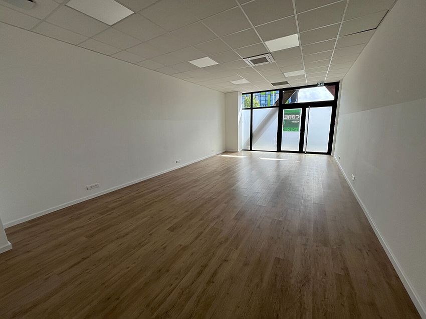 Bureau Location 29490 GUIPAVAS