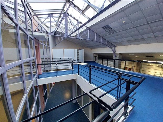 Bureau Location 29200 BREST