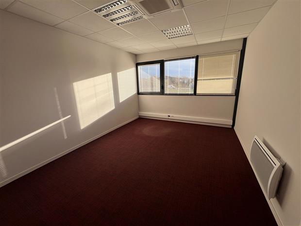 Bureau Location 29850 GOUESNOU