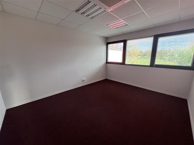 Bureau Location 29850 GOUESNOU
