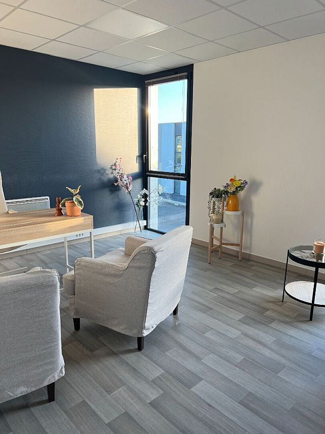 Bureau Location 29490 GUIPAVAS