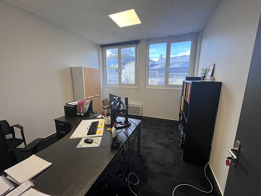 Bureau Location 29200 BREST