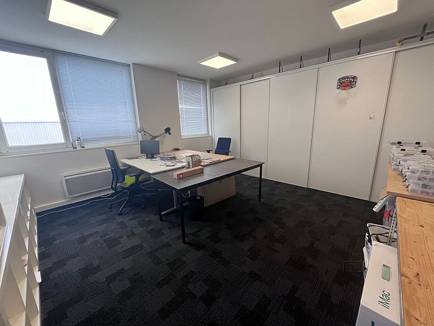 Bureau Location 29200 BREST