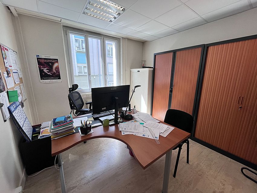 Bureau Location 29200 BREST
