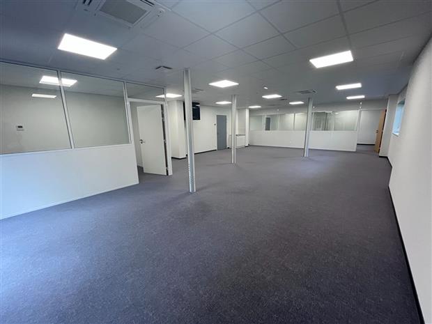 Bureau Location 29200 BREST