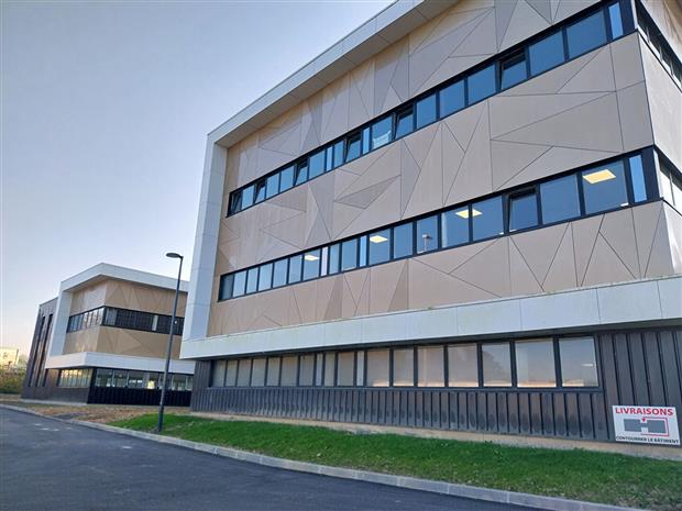 Bureau Location 29200 BREST