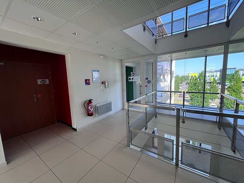 Bureau Vente 29490 GUIPAVAS