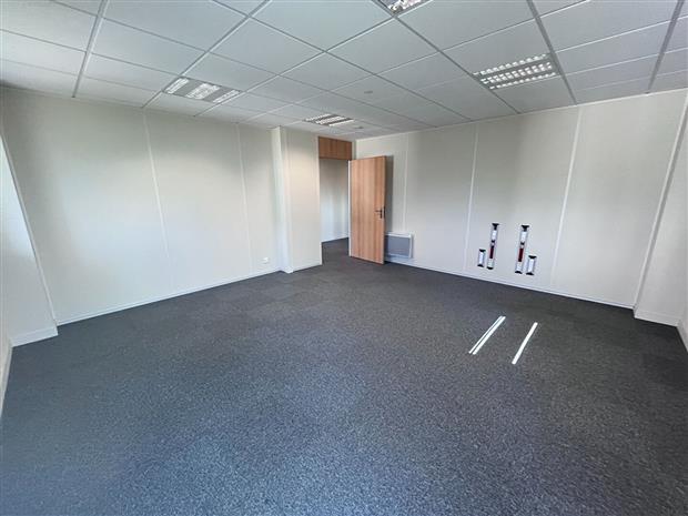 Bureau Location 29490 GUIPAVAS