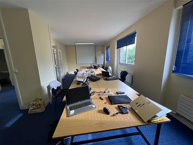Bureau Vente 29400 LANDIVISIAU