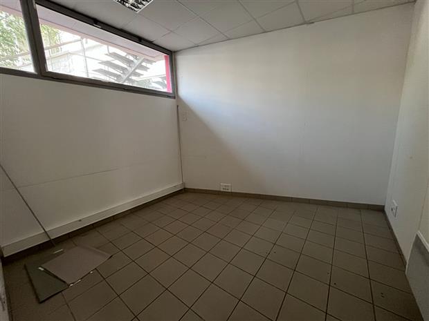 Bureau Location 29200 BREST
