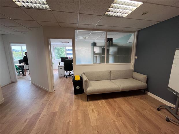 Bureau Location 29200 BREST