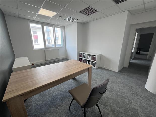 Bureau Location 29200 BREST