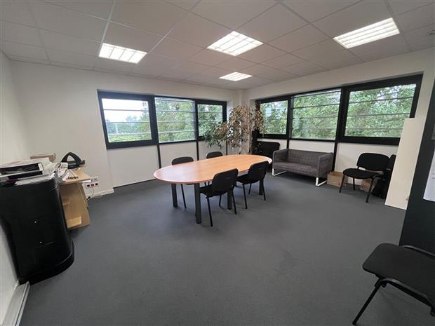 Bureau Location 29850 GOUESNOU