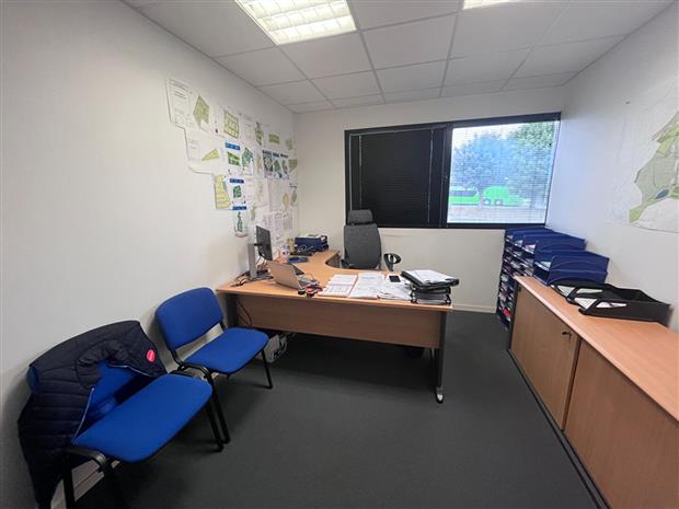 Bureau Vente 29850 GOUESNOU