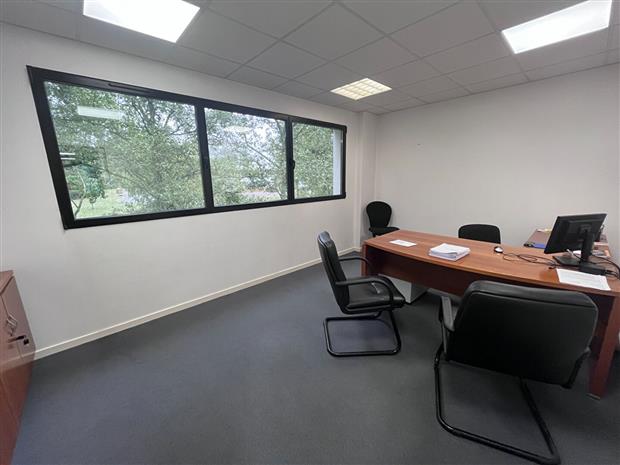 Bureau Vente 29850 GOUESNOU