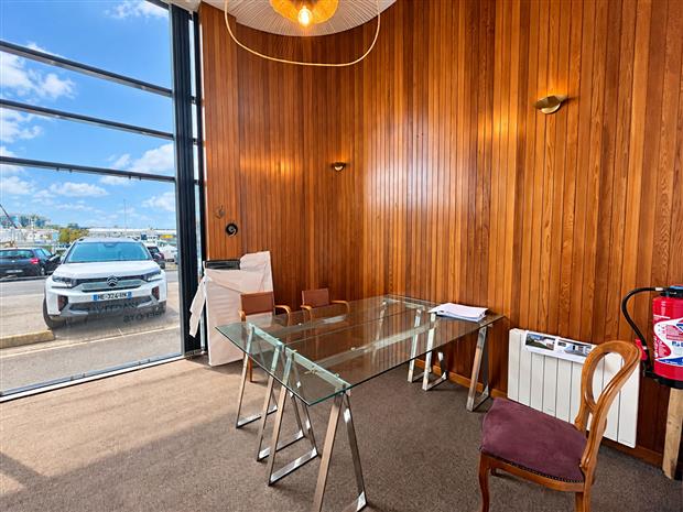 Bureau Location 29200 BREST