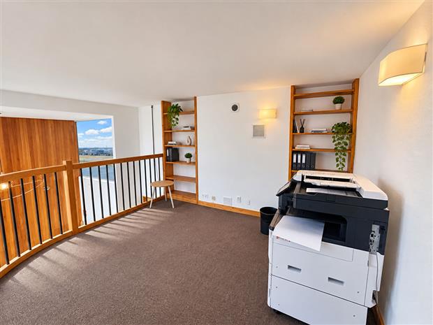 Bureau Location 29200 BREST