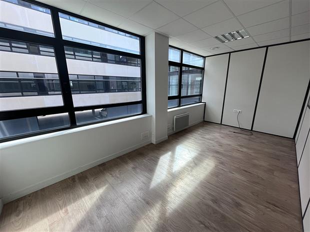 Bureau Vente 29490 GUIPAVAS