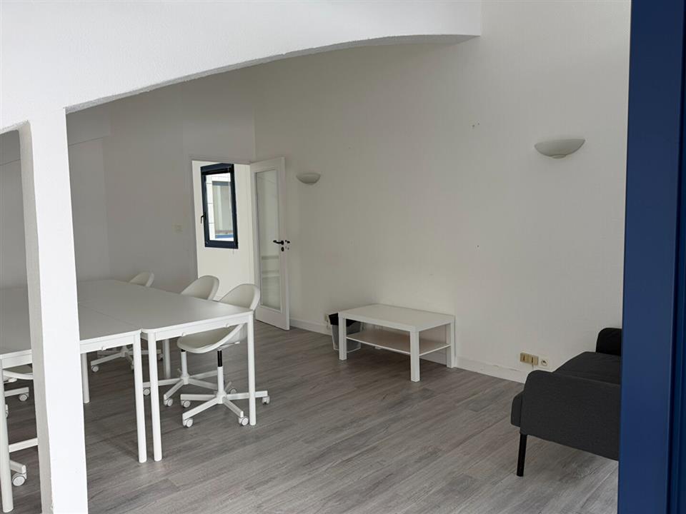 Bureau Location 29200 BREST