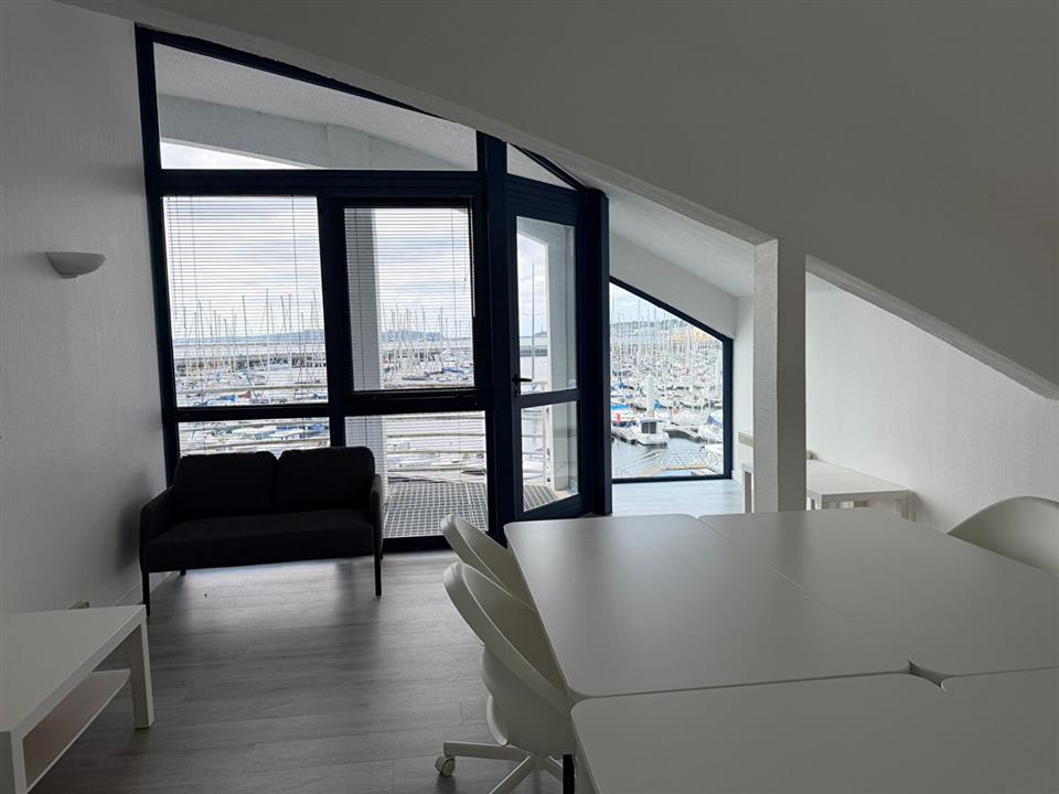 Bureau Location 29200 BREST