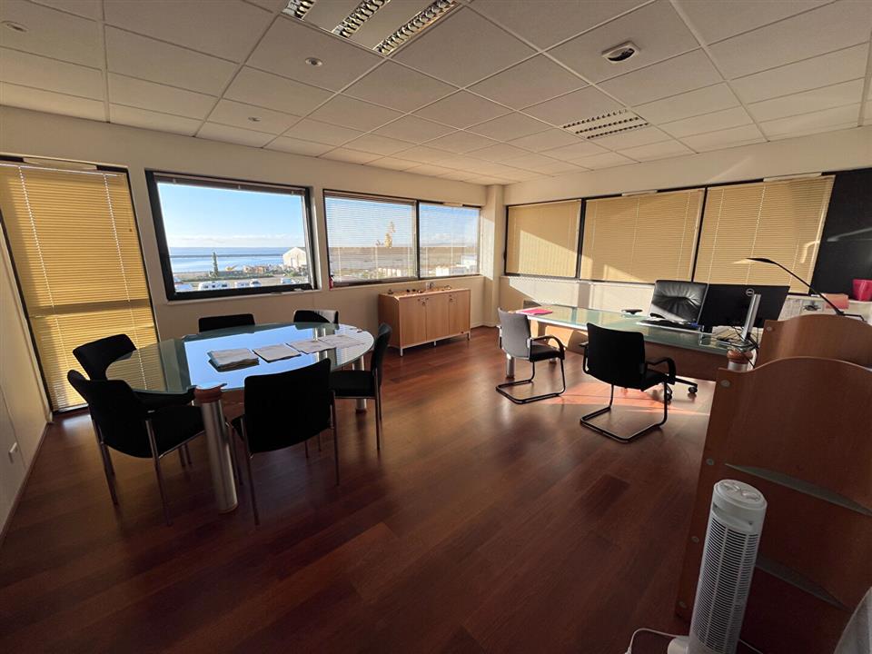 Bureau Location 29200 BREST