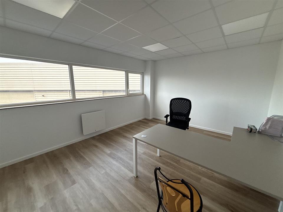 Bureau Vente 29490 GUIPAVAS