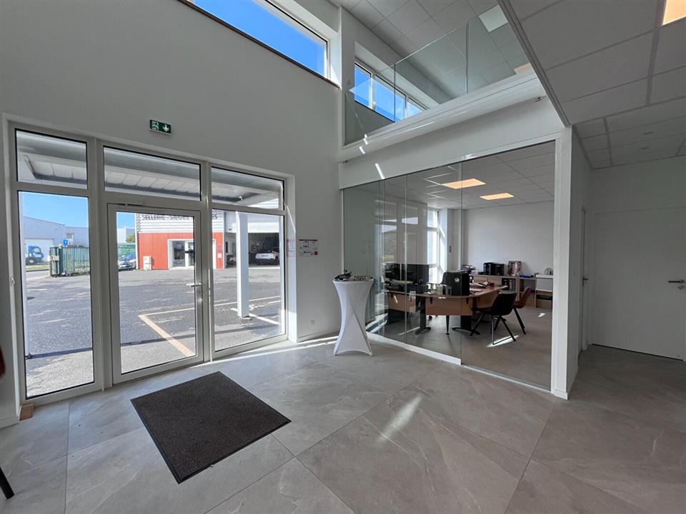 Bureau Vente 29490 GUIPAVAS