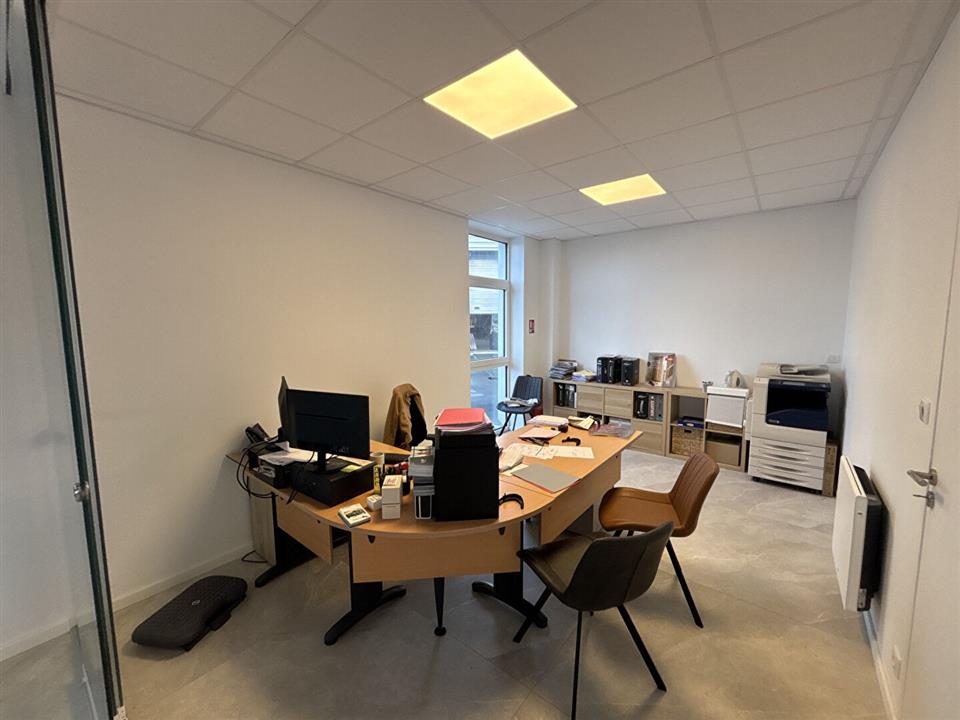Bureau Location 29490 GUIPAVAS