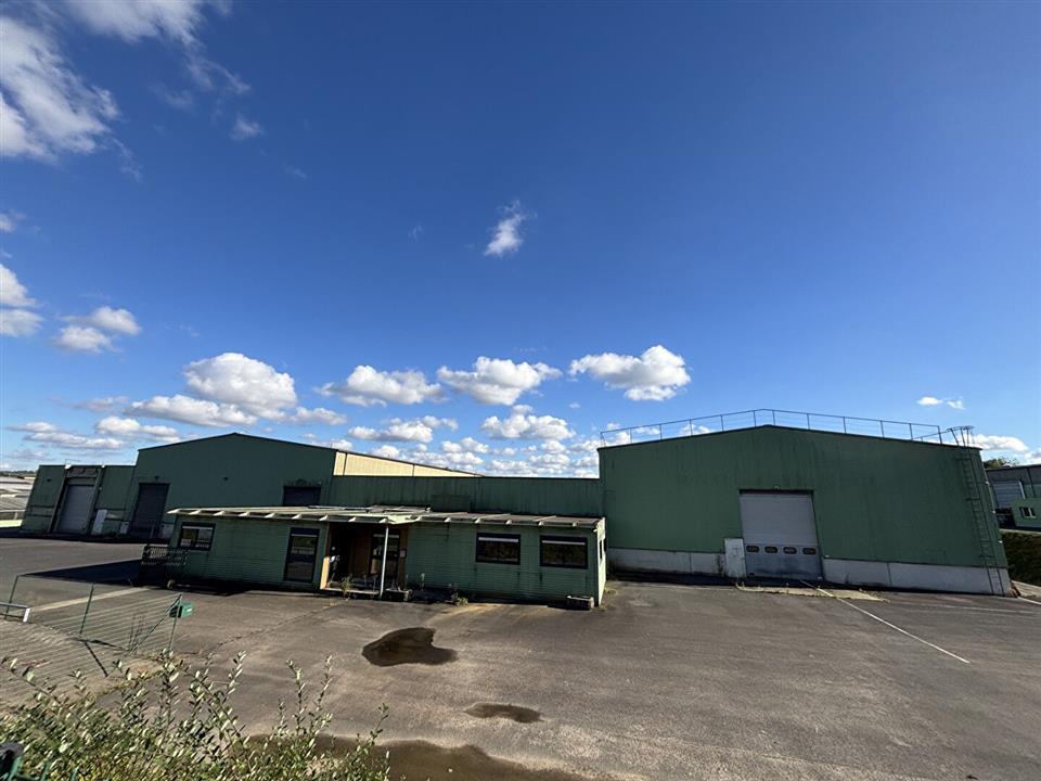 Local d'activités Location 29450 SIZUN