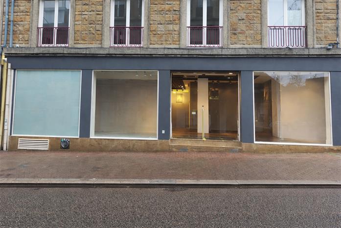 Commerce Location 56100 LORIENT